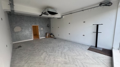 273-279 High Rd, Loughton à louer Photo intérieure- Image 2 de 6