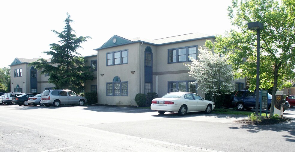 11-31 Turner Ln, West Chester, PA à vendre - Autre - Image 2 de 9