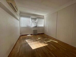 Office in Nanterre for lease Interior Photo- Image 2 of 6