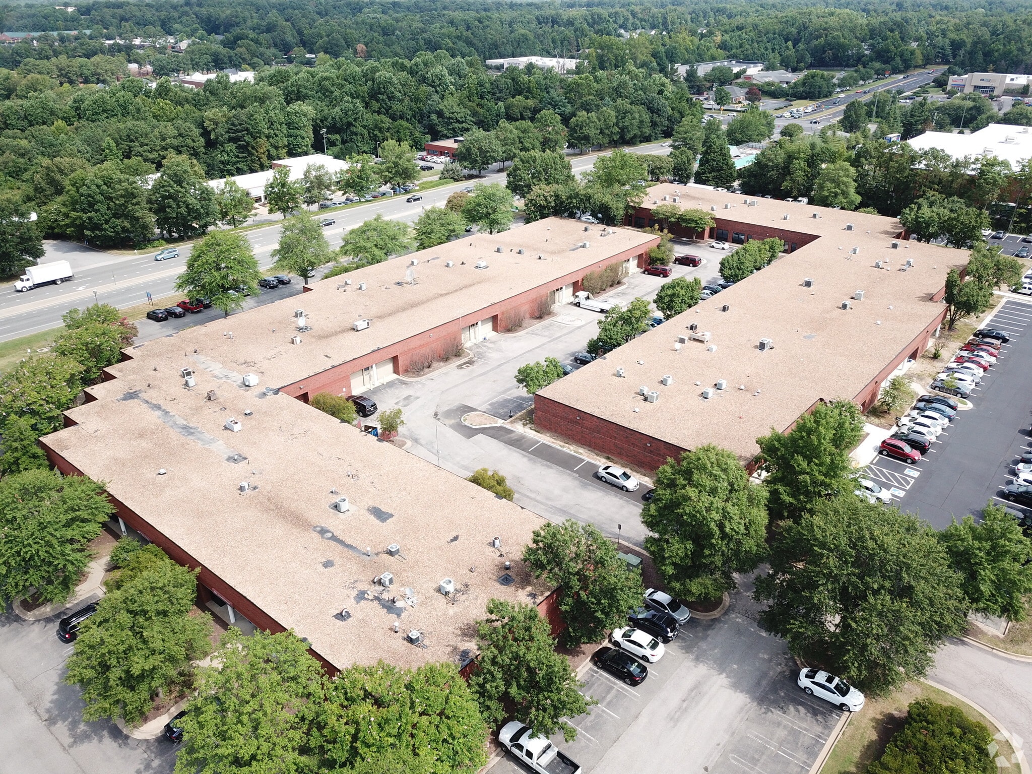 3829-3855 Gaskins Rd, Richmond, VA for lease Primary Photo- Image 1 of 13