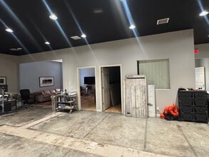 2415 N Albany Ave, Tampa, FL à louer Photo intérieure- Image 1 de 4