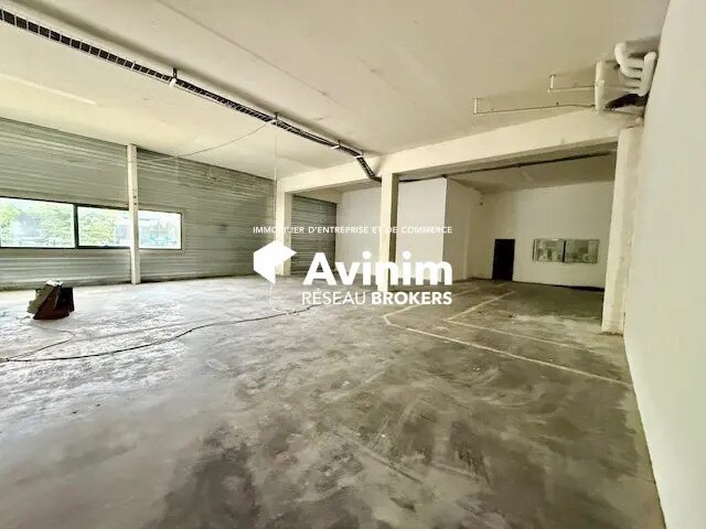 Industrial in Taverny for lease Interior Photo- Image 1 of 3