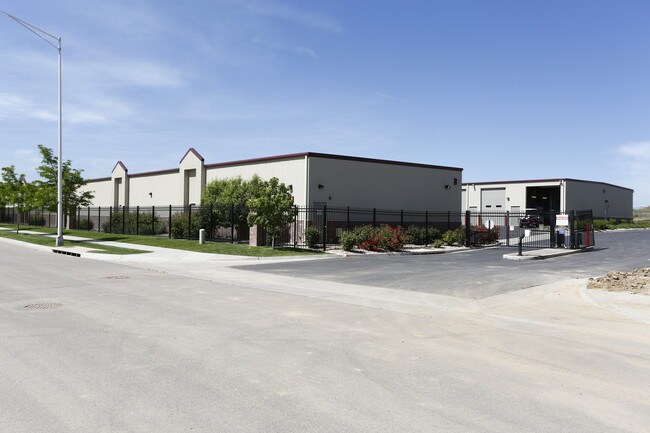 More details for 151 Mt Elbert Ave, Dacono, CO - Industrial for Sale