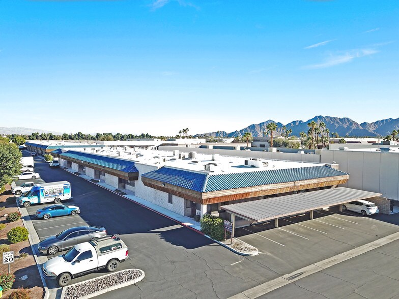 75-101 Sego Ln, Palm Desert, CA à vendre - Photo du bâtiment - Image 1 de 1