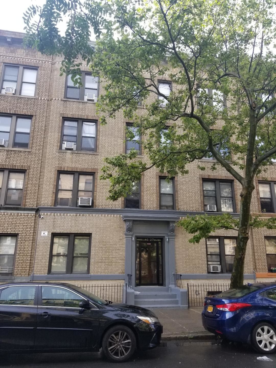 6125 Madison St, Ridgewood, NY à vendre Photo principale- Image 1 de 35