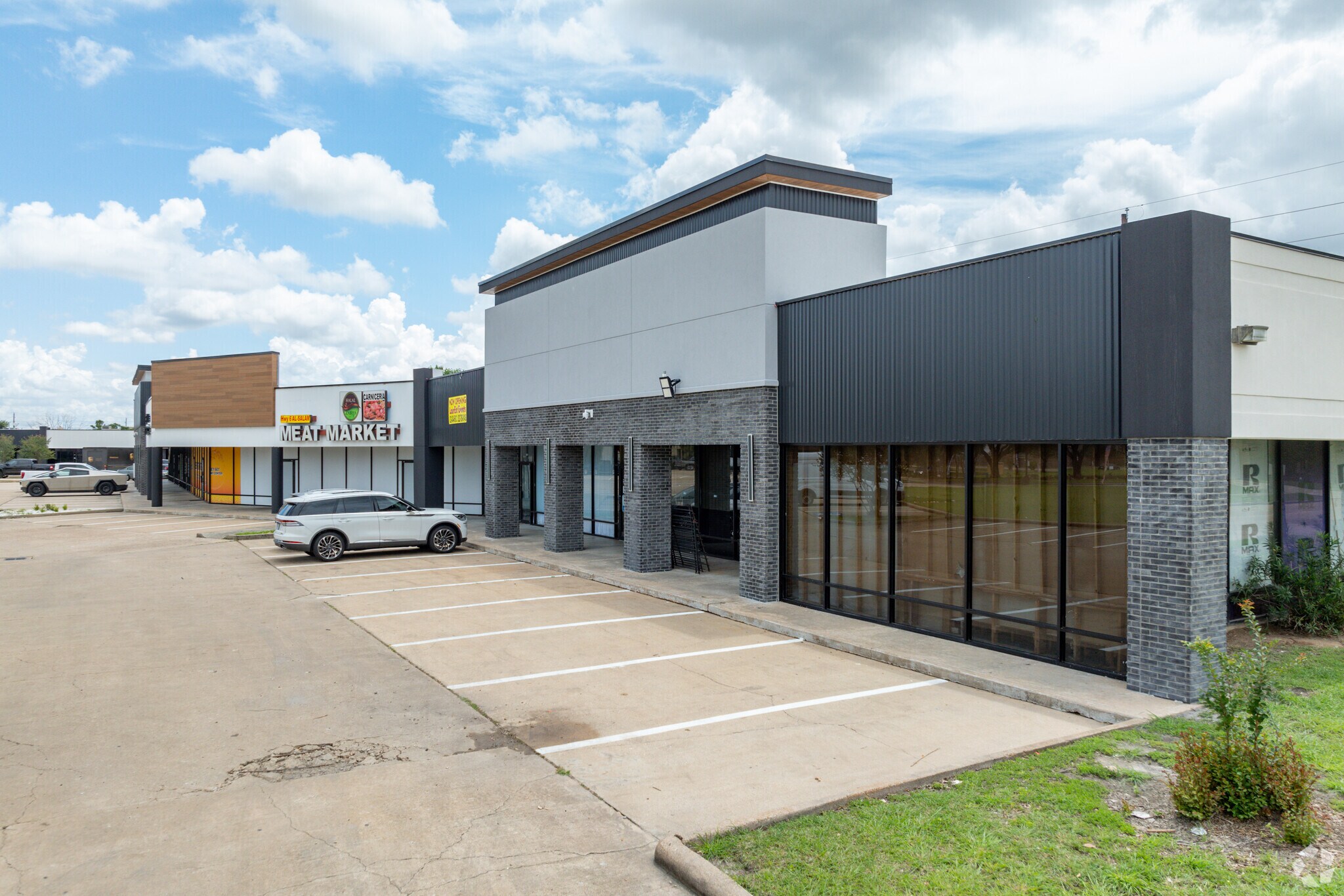 14829 Bellaire Blvd, Houston, TX à louer Photo du bâtiment- Image 1 de 13