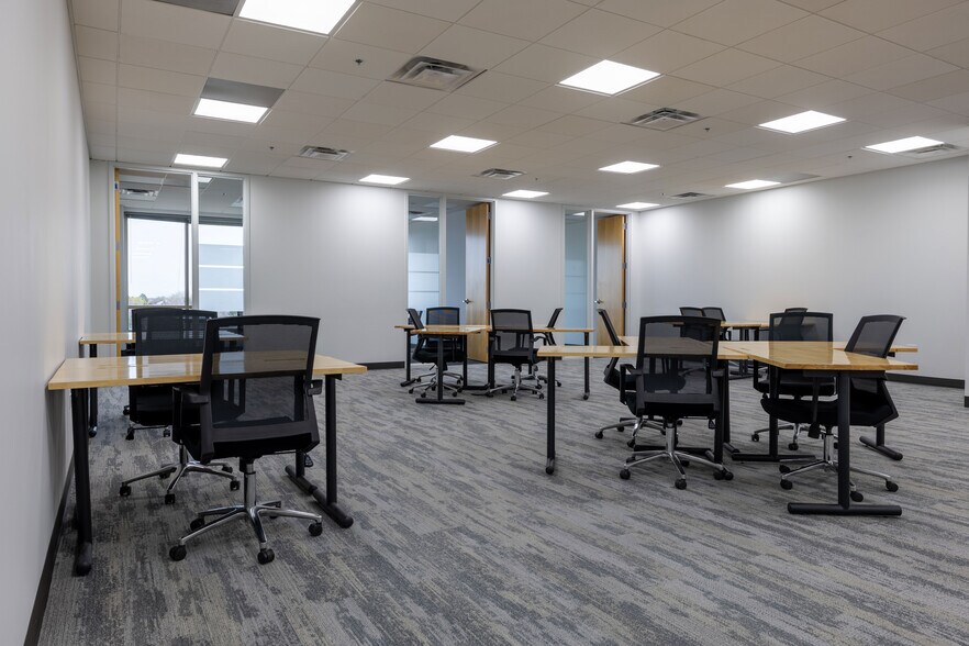 8400 E Crescent Pky, Greenwood Village, CO à louer - Photo du bâtiment - Image 3 de 18