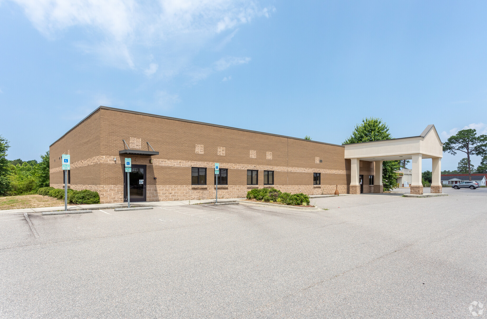 1061 Aberdeen Rd, Laurinburg, NC for sale Primary Photo- Image 1 of 1