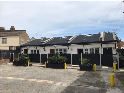 58 Burdett Rd, Southend On Sea for lease Primary Photo- Image 1 of 5