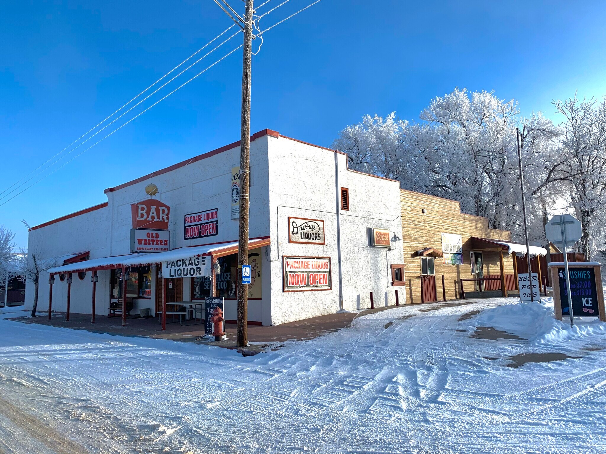 103 N Yellowstone Hwy, Glendo, WY à vendre Photo principale- Image 1 de 1