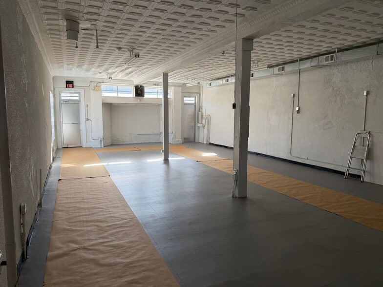 4118 Queensbury Rd, Hyattsville, MD for lease - Building Photo - Image 3 of 25