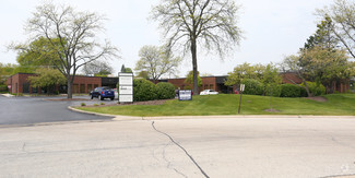 More details for 11 W College Dr, Arlington Heights, IL - Flex for Lease