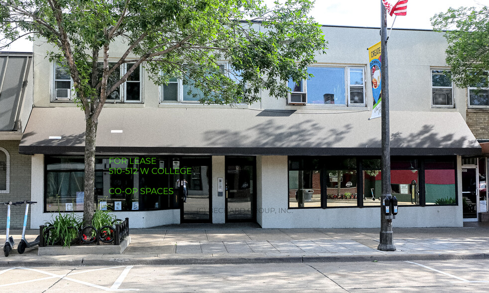 512 W College Ave, Appleton, WI à vendre - Photo du bâtiment - Image 1 de 1