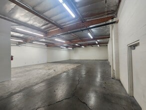 19509-19529 Business Center Dr, Northridge, CA for lease Interior Photo- Image 2 of 9