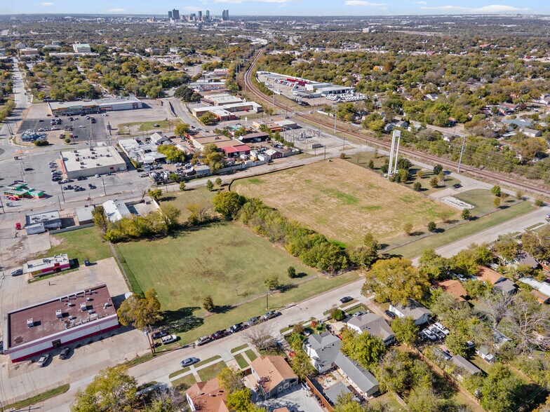 1200 Haynes ave, Fort Worth, TX à vendre - Photo du bâtiment - Image 2 de 9