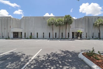 635-695 NW 4th Ave, Fort Lauderdale, FL for lease Building Photo- Image 1 of 13