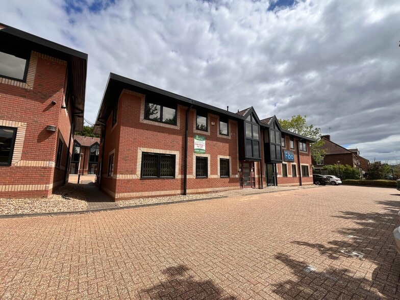 Asheridge Rd, Chesham for lease - Building Photo - Image 2 of 2