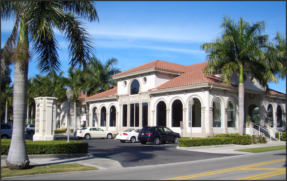 849 7th Ave S, Naples, FL à vendre - Photo du bâtiment - Image 1 de 1