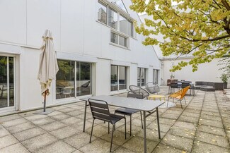 Plus de détails pour Coworking à louer