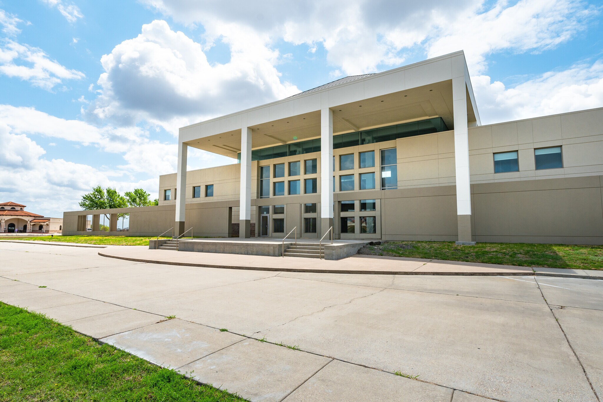 1024 Texas Yes Blvd, Robstown, TX for lease Interior Photo- Image 1 of 22