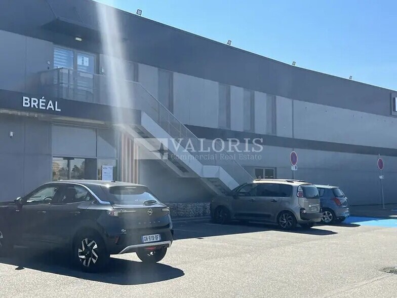 17 Avenue Général De Gaulle, Champagne-au-Mont-d'Or for lease - Building Photo - Image 2 of 13