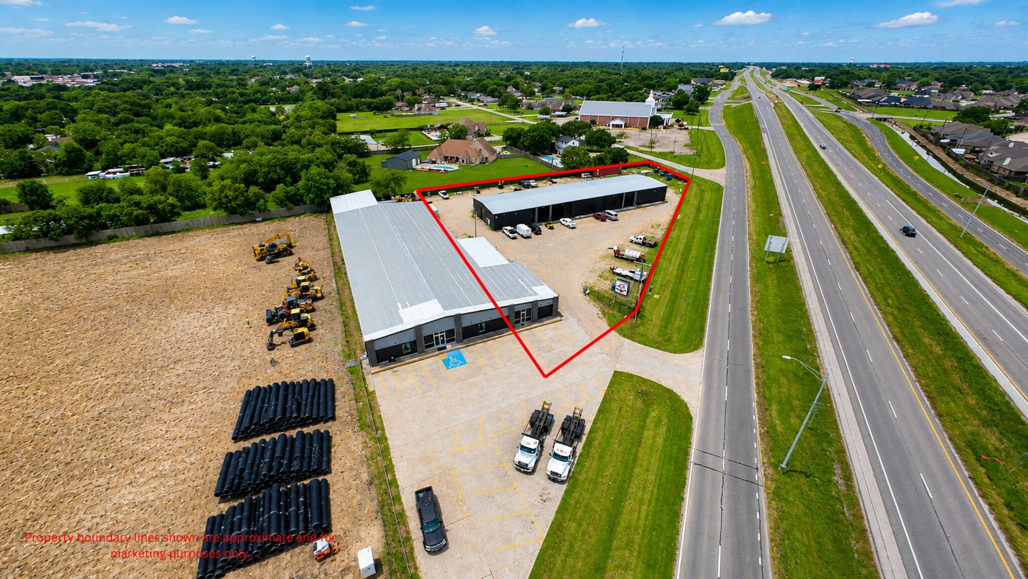 2201 W Parkway St, Groves, TX for lease Building Photo- Image 1 of 35