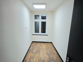 109-111 New Rd, London for lease Interior Photo- Image 1 of 3