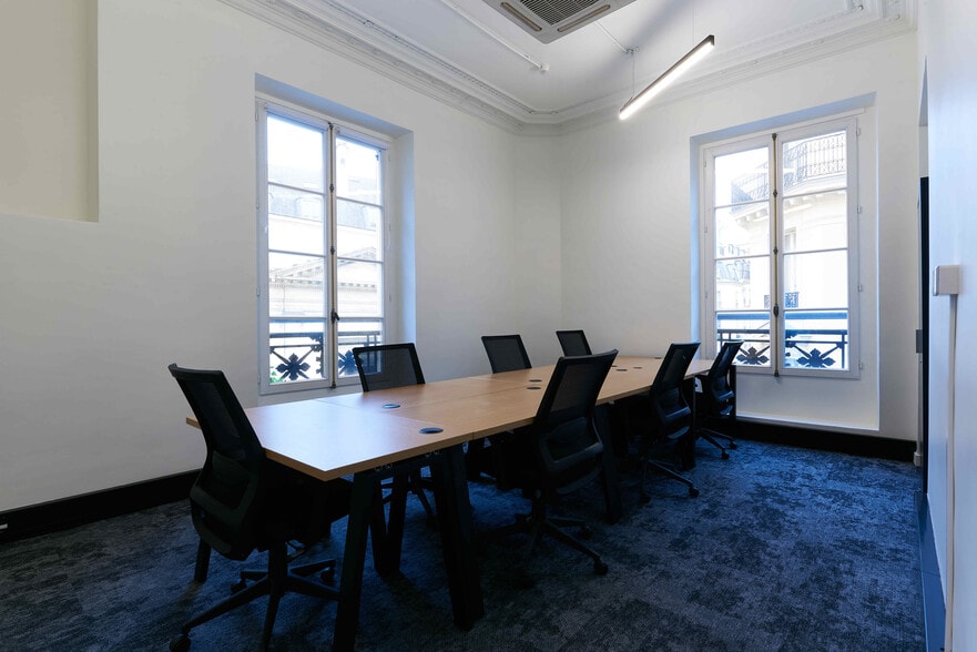 2 Rue De, Paris for lease - Interior Photo - Image 2 of 11