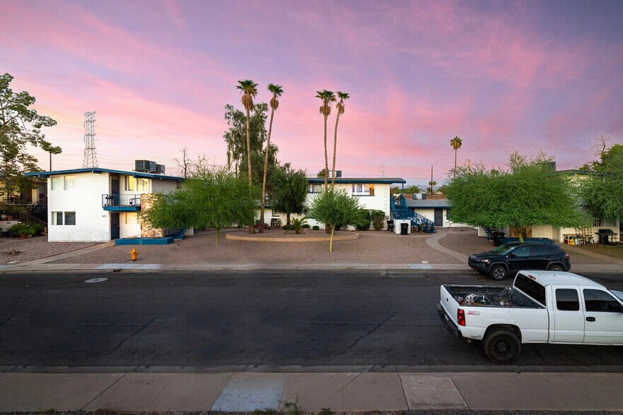 505 N Williams, Mesa, AZ à vendre - Photo du bâtiment - Image 3 de 47