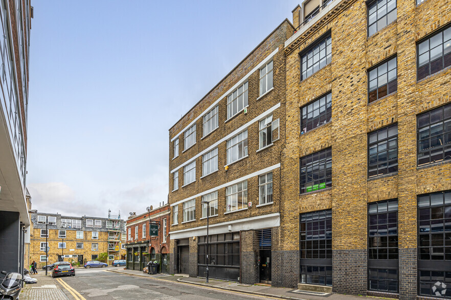 23-24 Easton St, London for lease - Building Photo - Image 3 of 3