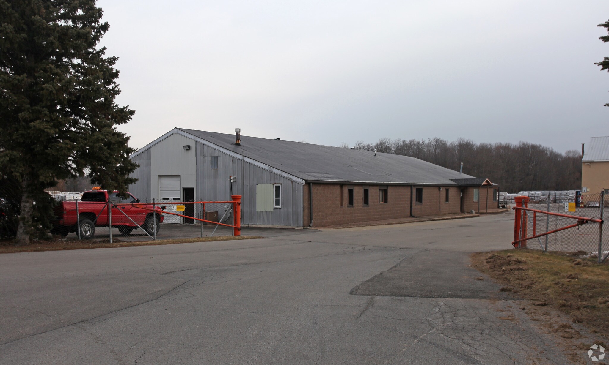 735 Wangum Rd, Victor, NY à vendre Photo principale- Image 1 de 3