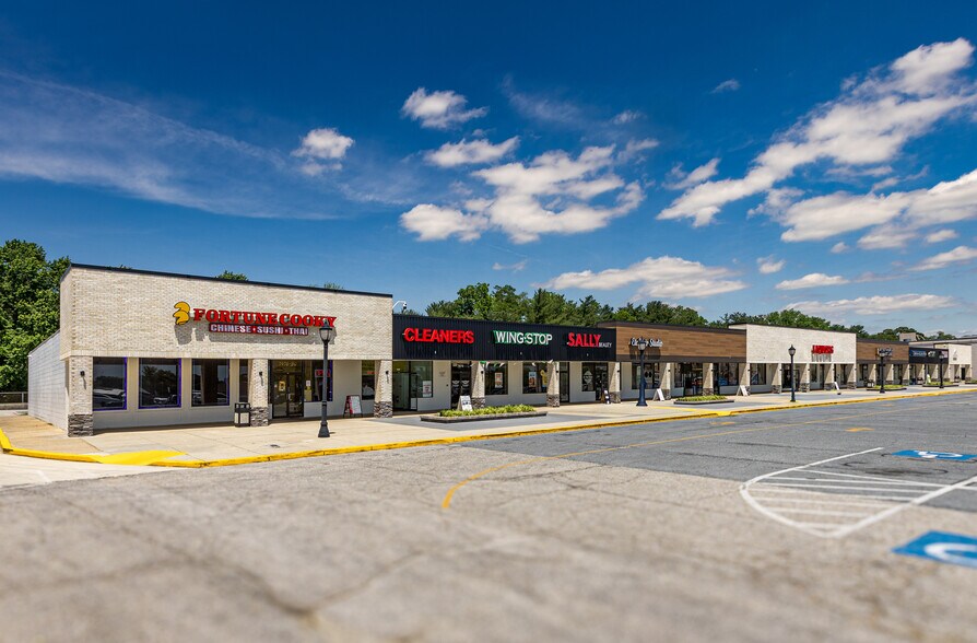 7940-7992 Crain Hwy, Glen Burnie, MD for lease - Building Photo - Image 2 of 2