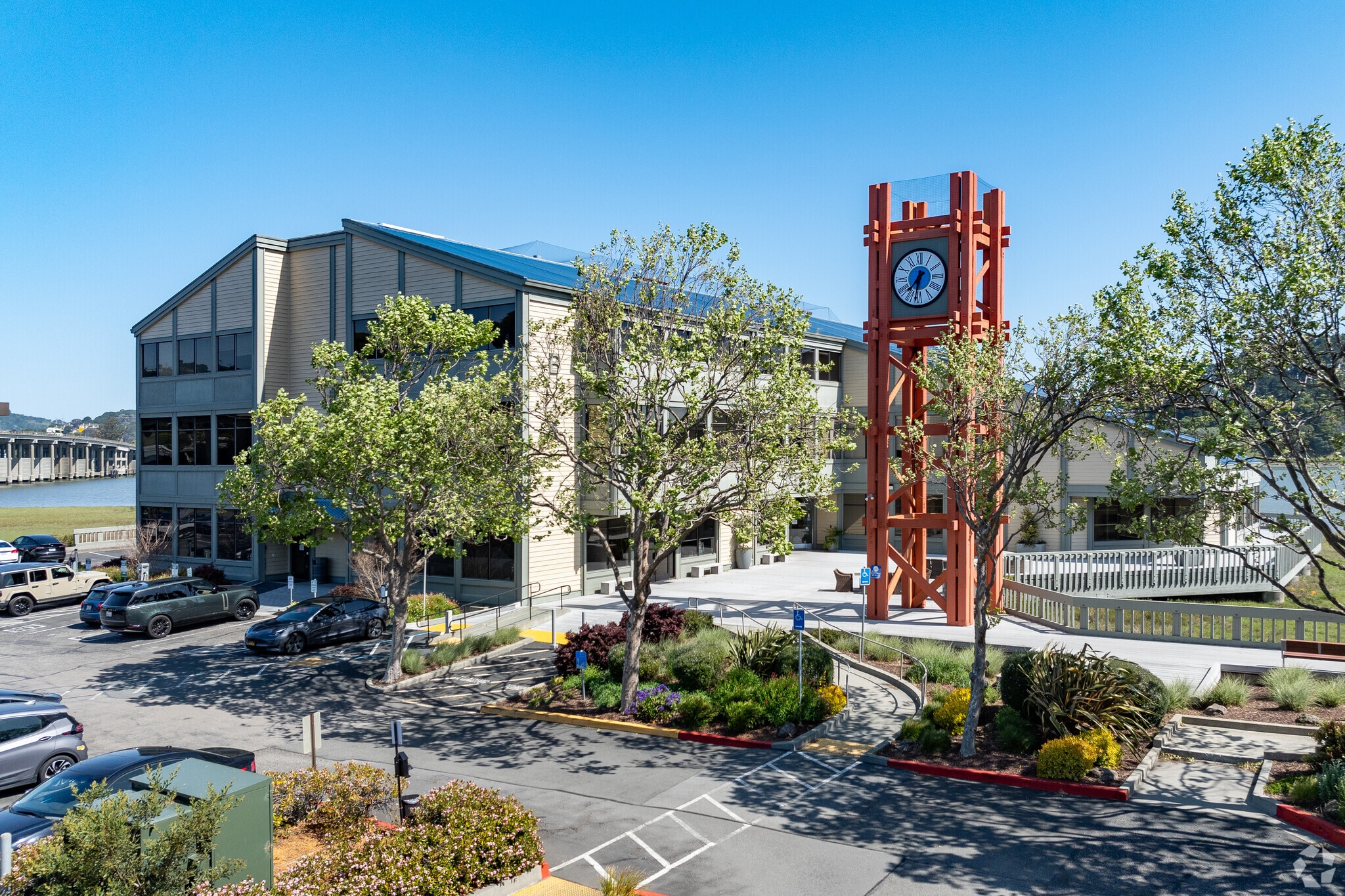 100 Shoreline Hwy, Mill Valley, CA for lease Building Photo- Image 1 of 6