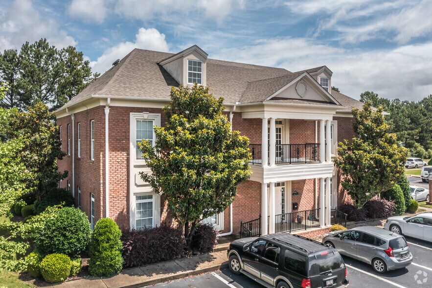 6812 Crumpler Blvd, Olive Branch, MS à louer - Photo du bâtiment - Image 2 de 4