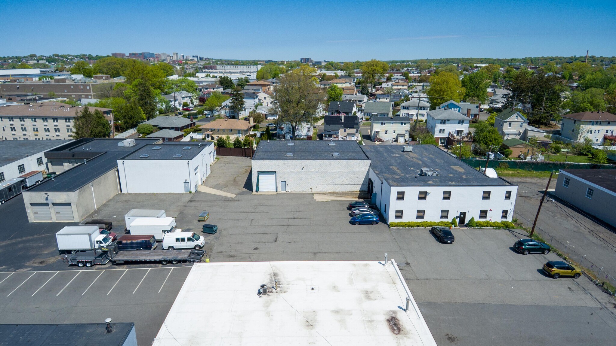 74 Louis Ct, South Hackensack, NJ for lease Interior Photo- Image 1 of 8