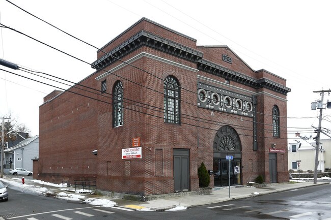 Plus de détails pour 64 Putnam St, Winthrop, MA - Bureau/Commerce de détail à louer