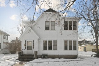 Plus de détails pour 431 6th Ave S, Clinton, IA - Multi-résidentiel à vendre