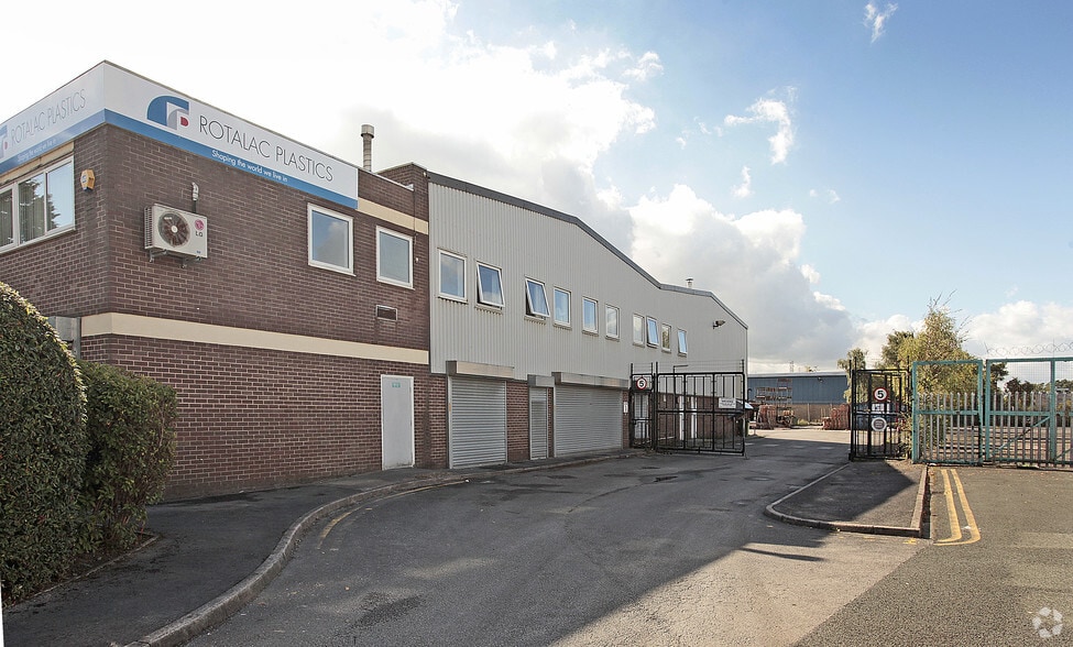 Southmoor Rd, Manchester for sale - Building Photo - Image 2 of 3