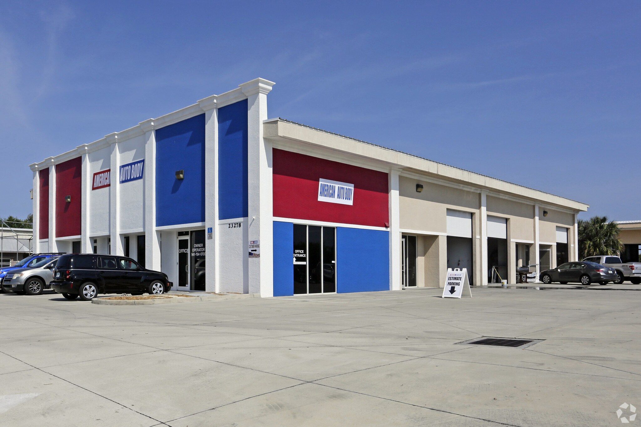 23278 Harborview Rd, Port Charlotte, FL à vendre Photo principale- Image 1 de 5