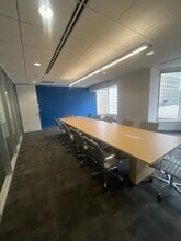 425 S Financial Pl, Chicago, IL for lease Building Photo- Image 2 of 5