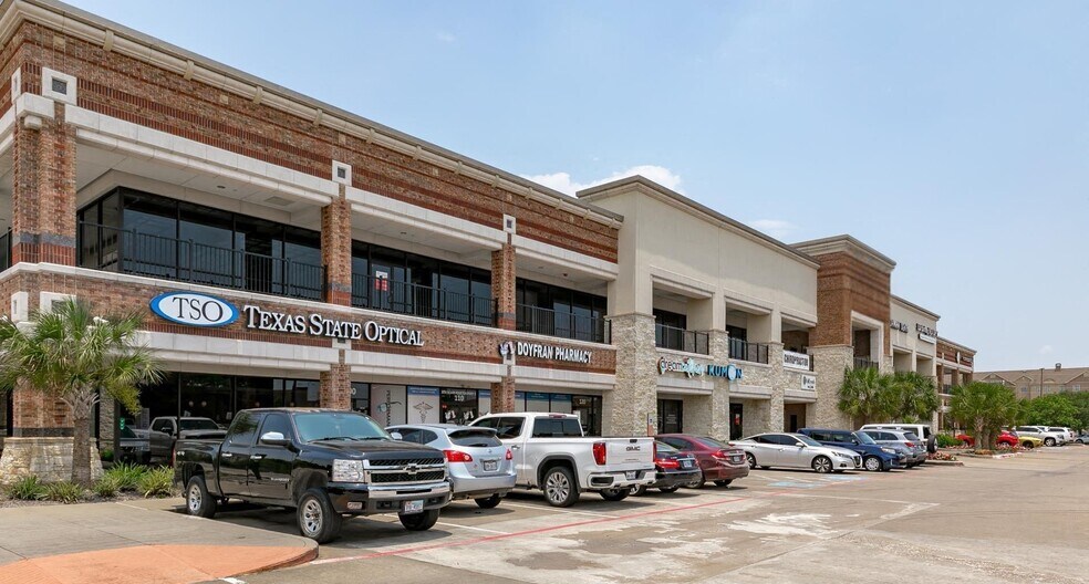 9701 N Sam Houston Pky, Humble, TX à louer - Photo du bâtiment - Image 1 de 8