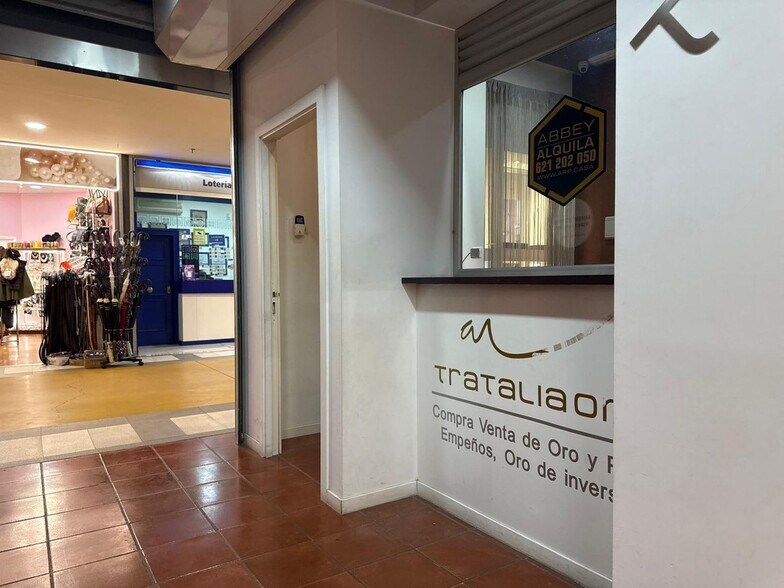 Calle Maestro Amado Morán, 1, Gijón, Asturias à vendre - Photo du bâtiment - Image 3 de 30