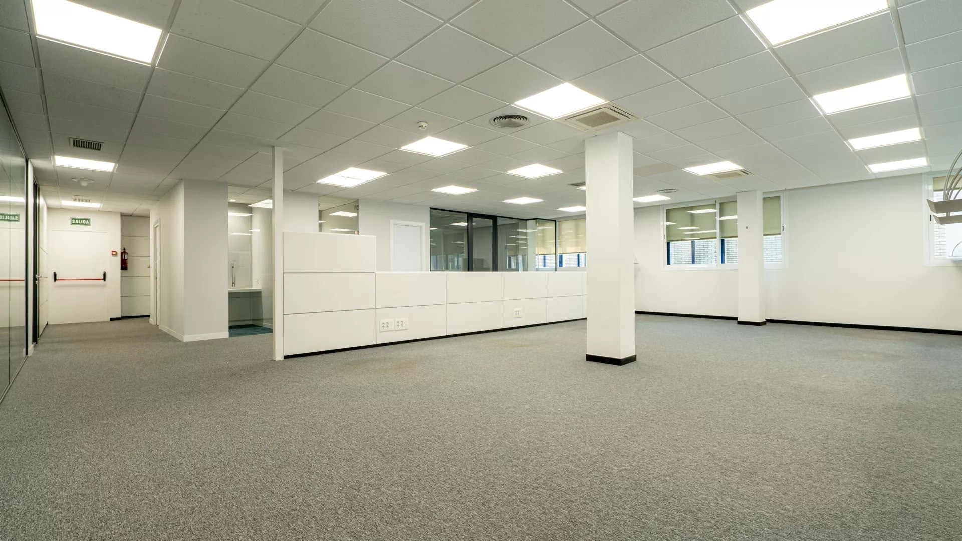 Office in Alcobendas, Madrid for lease Interior Photo- Image 1 of 35