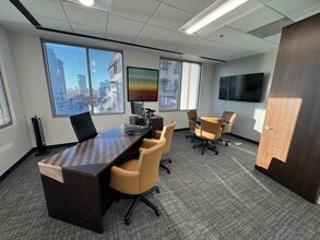 3050 Peachtree Rd NW, Atlanta, GA à louer Photo du bâtiment- Image 2 de 9