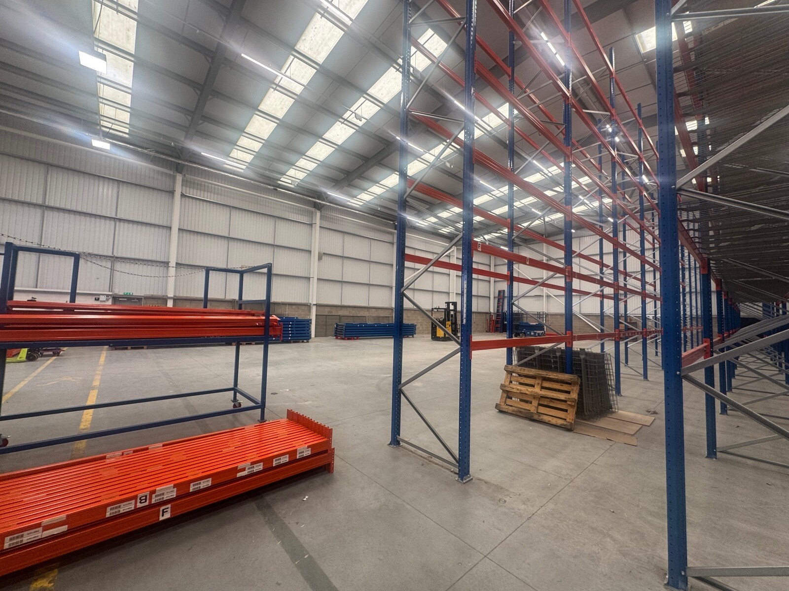 Armstrong Way, Yate for lease Interior Photo- Image 1 of 5
