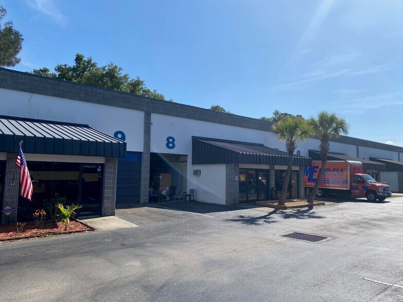 700 S John Rodes Blvd, Melbourne, FL à vendre - Photo du bâtiment - Image 3 de 3