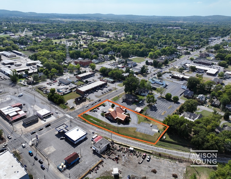 225 W Main St, Lebanon, TN for sale - Building Photo - Image 3 of 7
