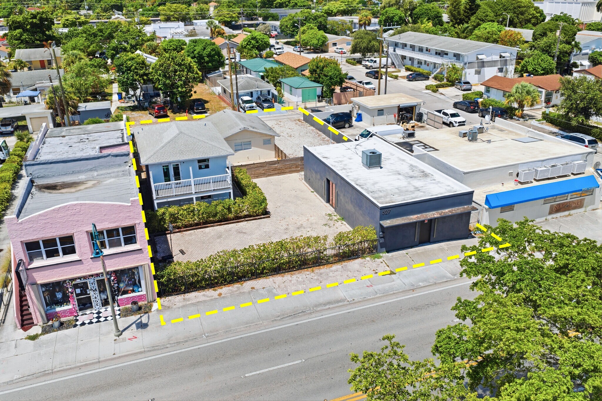 527 N Dixie Hwy, Lake Worth, FL à vendre Photo du bâtiment- Image 1 de 30