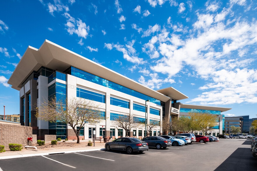 7047 E Greenway Pky, Scottsdale, AZ for lease - Building Photo - Image 2 of 7