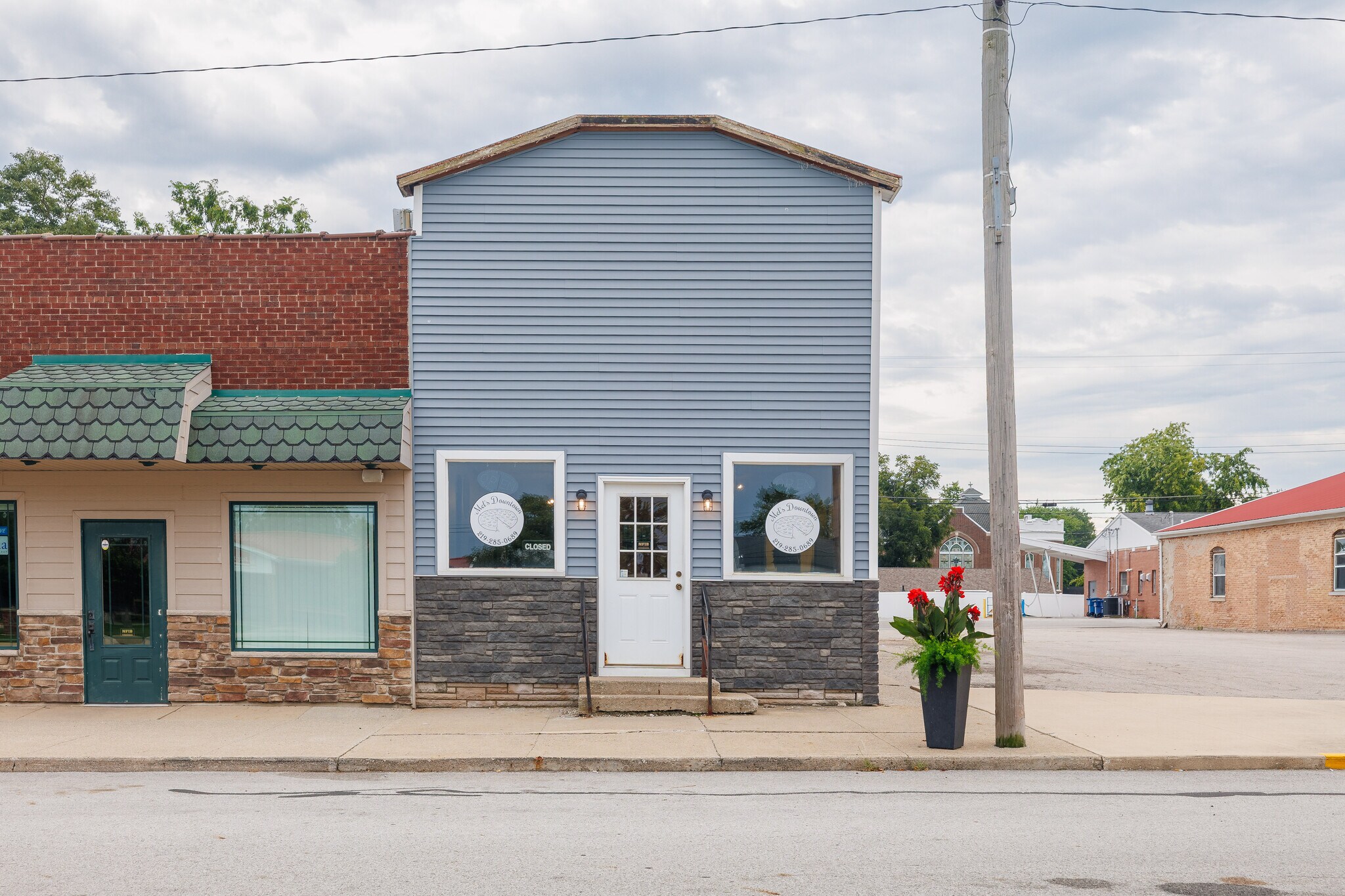 215 E State St, Morocco, IN for sale Primary Photo- Image 1 of 18